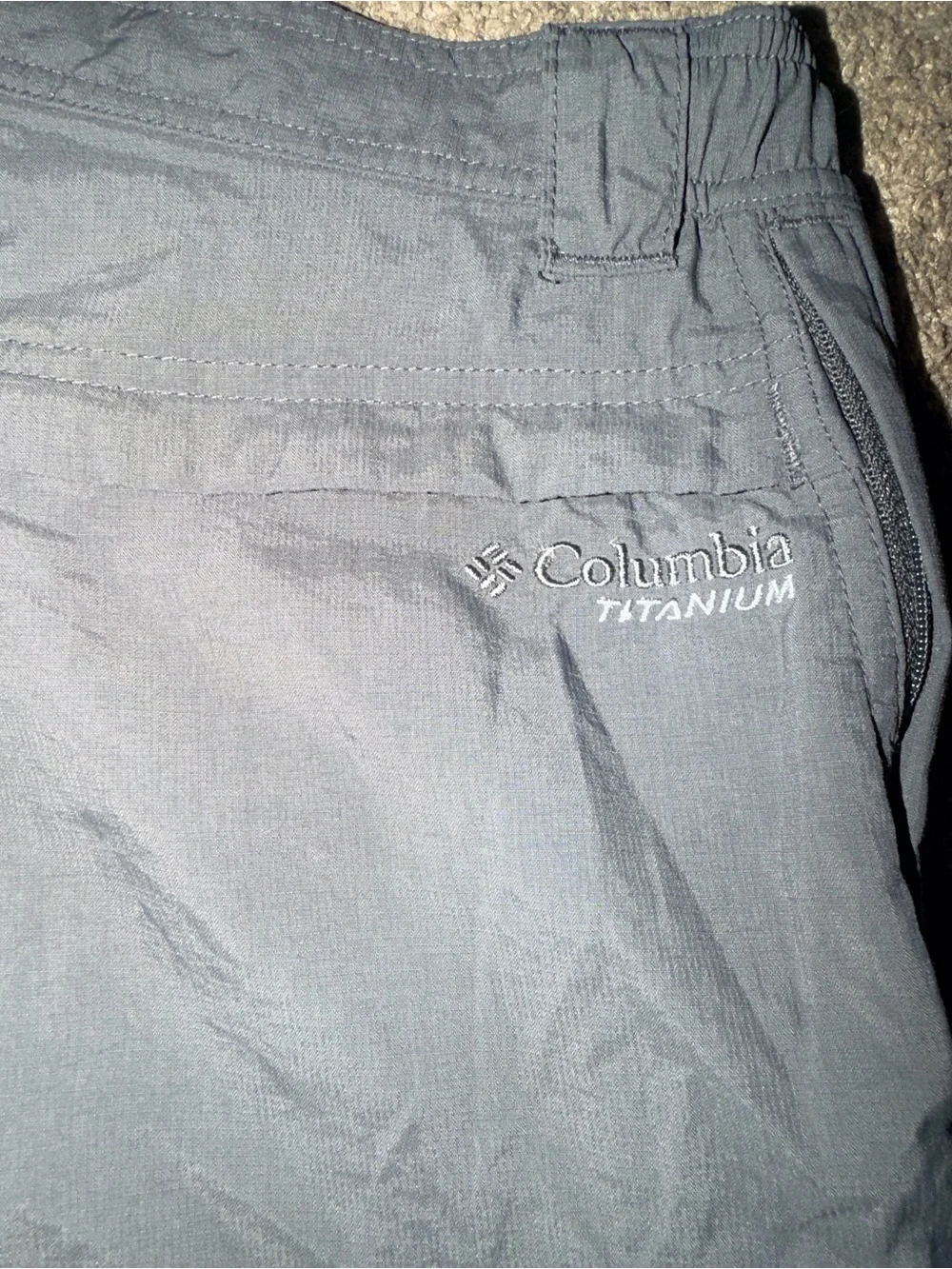 Columbia titanium mens omni dry grey hiking cargo shorts